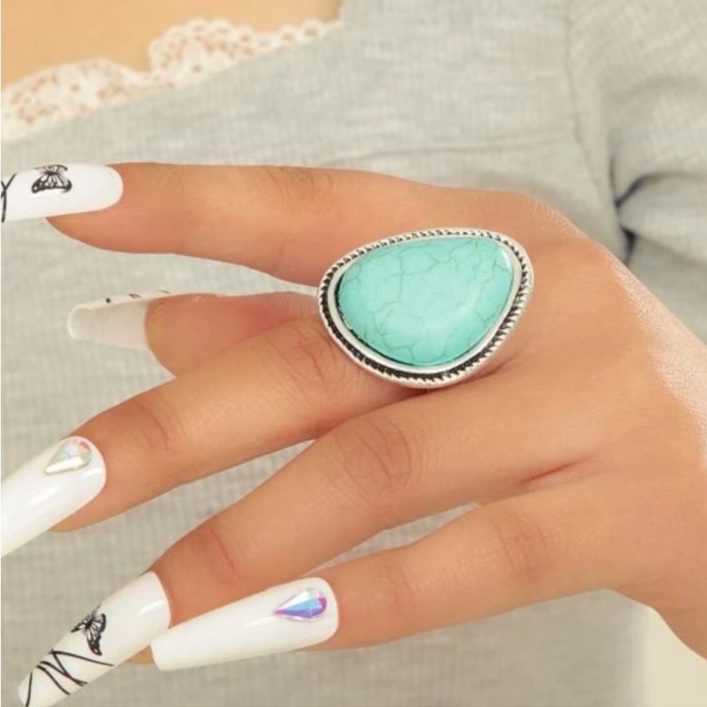 BOHEMIAN TURQUOISE OVERSIZED SILVER RING - Picture 1 of 5